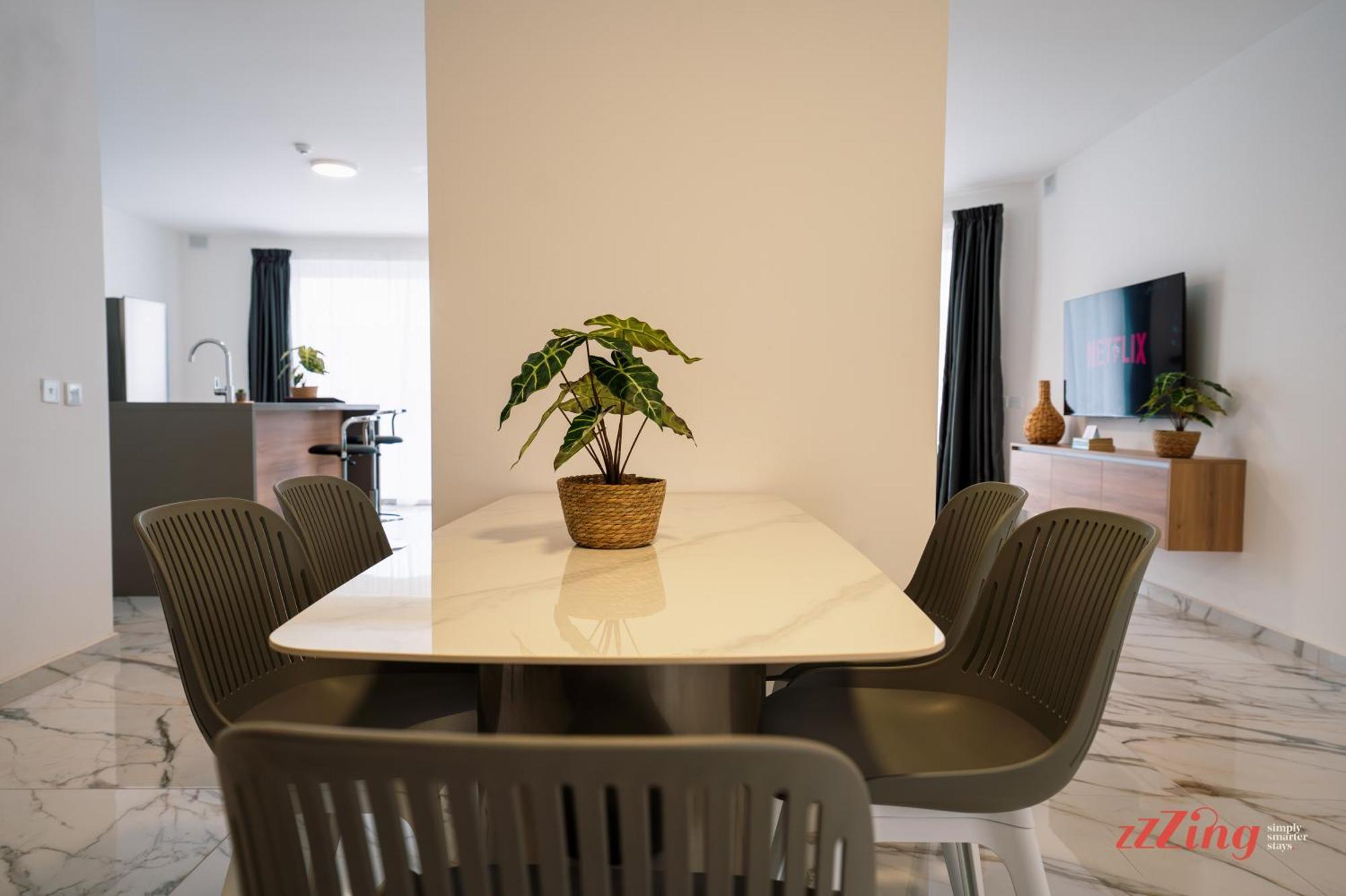 Appartamento Coastal Charm Collection By Zzzing St. Paul's Bay Esterno foto